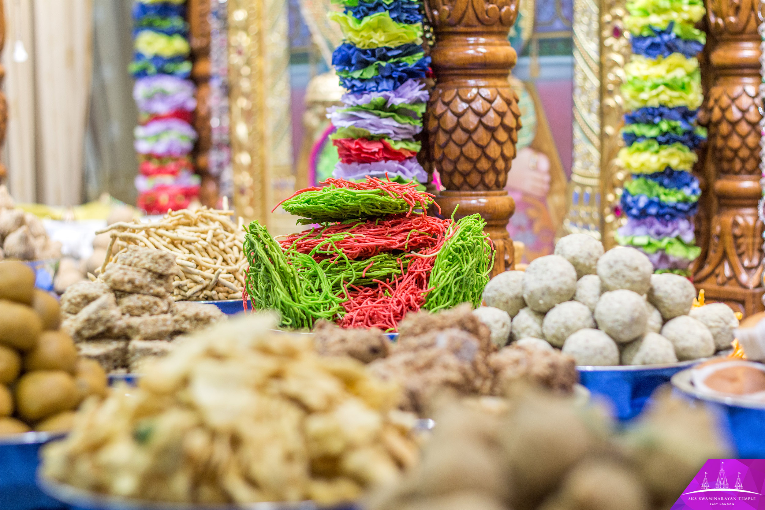 ©1987-2017 SKS Swaminarayan Temple East London